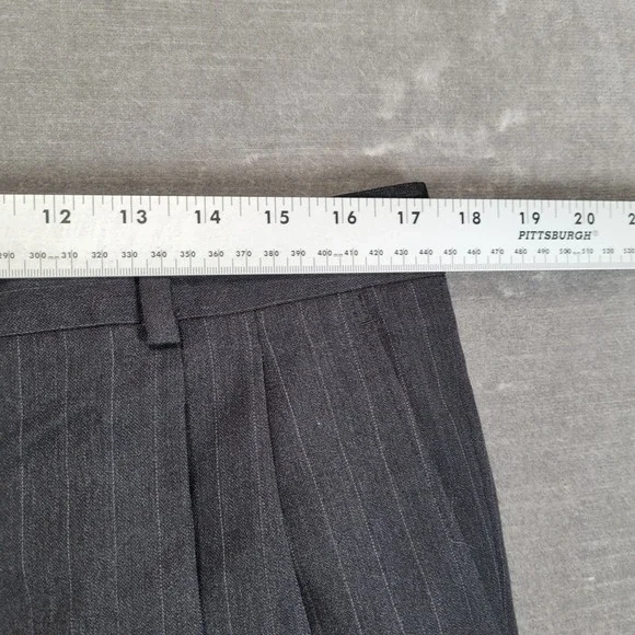 Hickey Freeman Canterbury Mens 2 Piece Suit 42L Gray Wool 35 Pleated Pants USA